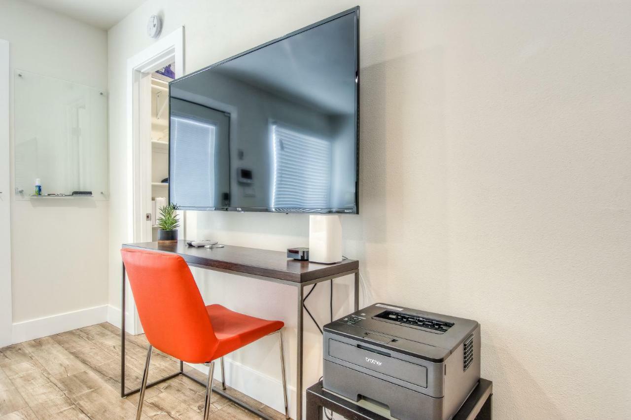 Long Beach Studio Suites Exterior foto